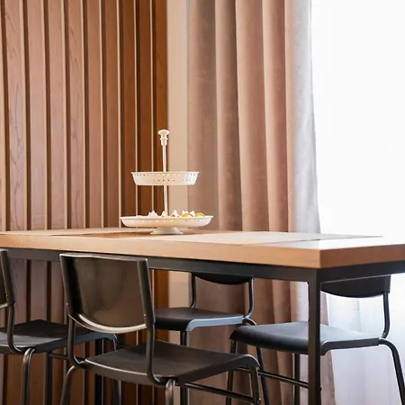 Karras' باراليا ديونيسيو